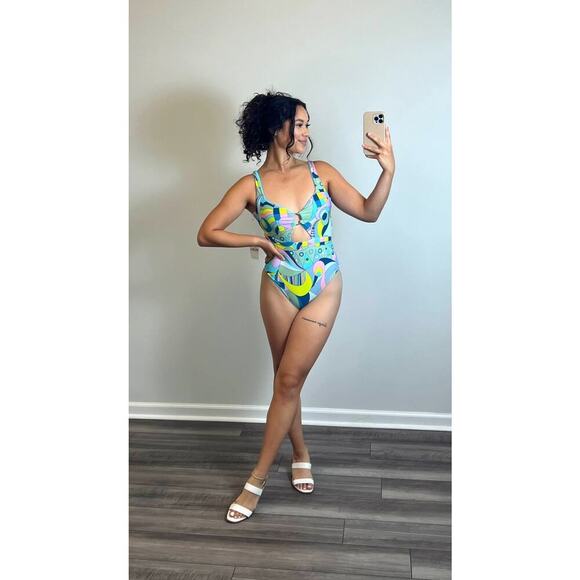 Show Me Your Mumu One Piece Swimsuit in Go Go Geo Small Cutout Ring Front Swim - Picture 1 of 6